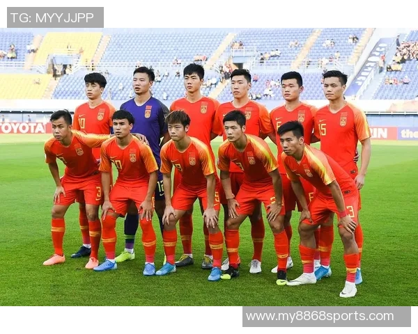 中国队与泰国队战平历史性晋级U23亚洲杯淘汰赛阶段的精彩瞬间