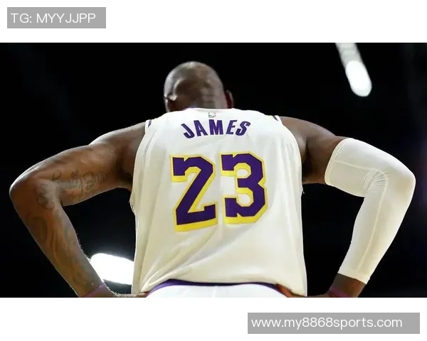 41岁詹姆斯仍具市场价值若离开湖人勇士快船独行侠骑士或成新东家 41岁詹姆斯仍具市场价值若离开湖人勇士快船独行侠骑士或成新东家